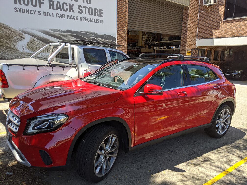 Mercedes Benz GLA 180 With Thule Edge Roof Rack