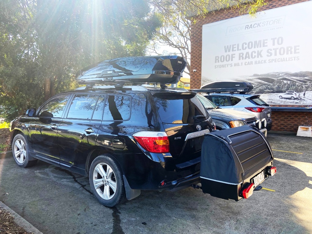 TOYOTA KLUGER THULE ONTO MOTION XL